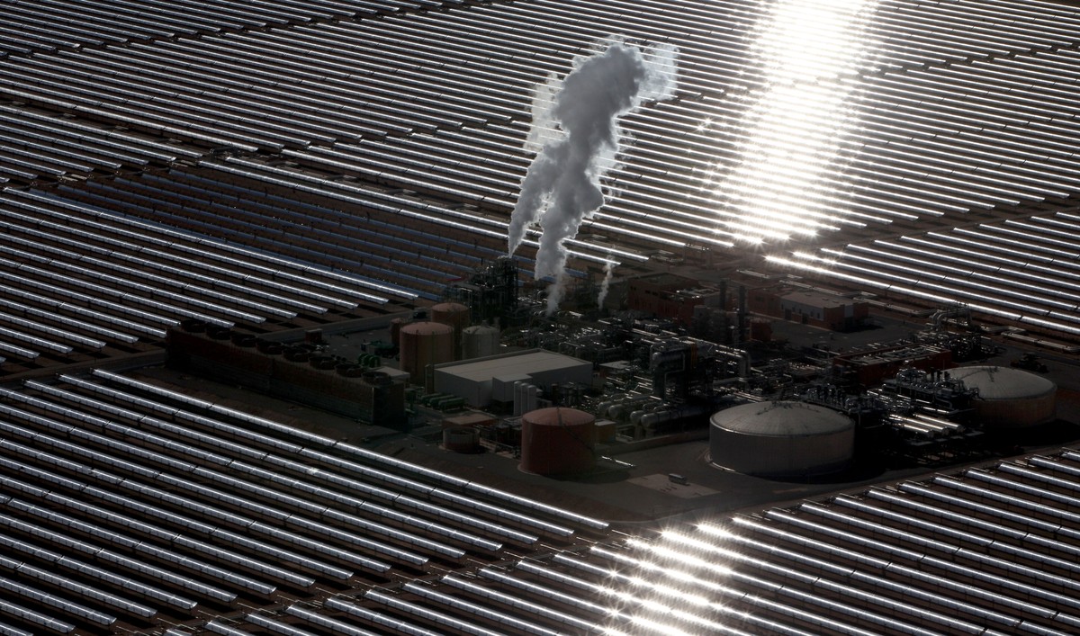 المغرب يهدف إلى إنتاج 50 في المئة من الكهرباء من الطاقة الشمسية بحلول عام 2030