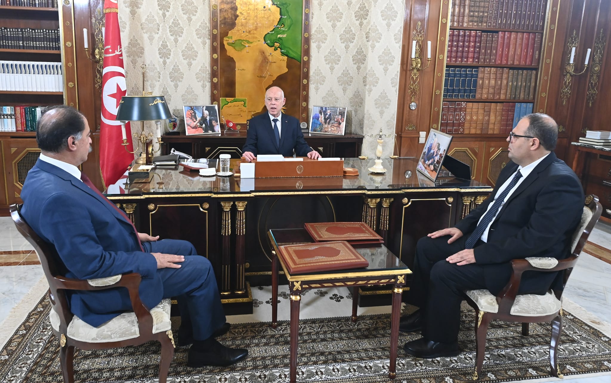 الرئيس التونسي يطالب بتفعيل اليقظة الامنية