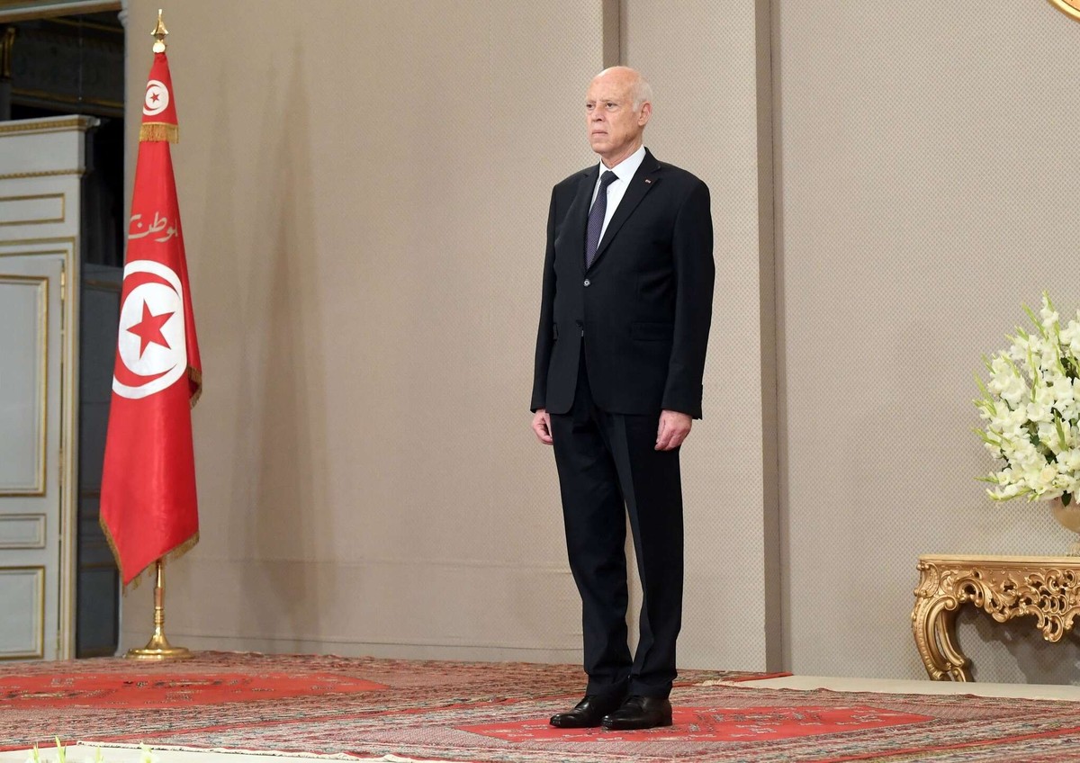 الرئيس التونسي يشدد على ضرورة تحصين السيادة الوطنية