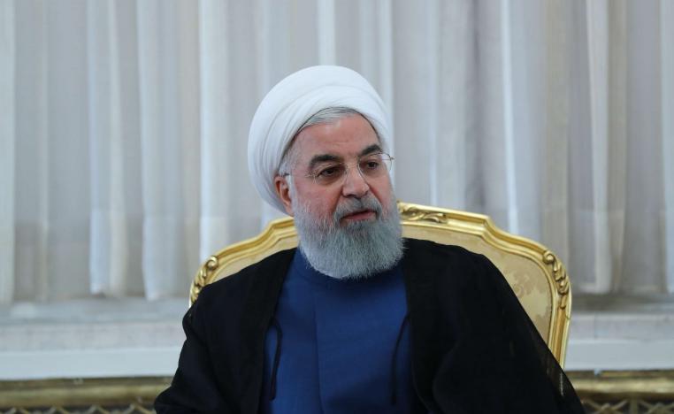 روحاني يواجه شبح رحيله عن الحكم في ظل تآكل شعبيته