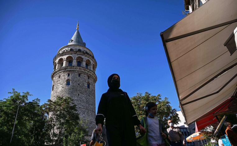 برج غلاطة المعلم الشهير أحدث فصل من فصول تشويه المعالم الأثرية في تركيا
