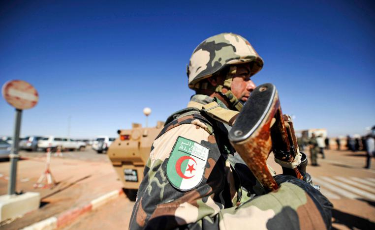 الجيش الجزائري يحرس منطقة عين أميناس الغنية بحقول الغاز