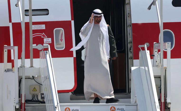 الرئيس الاماراتي يختتم زيارة توّجت تطور العلاقات مع فرنسا