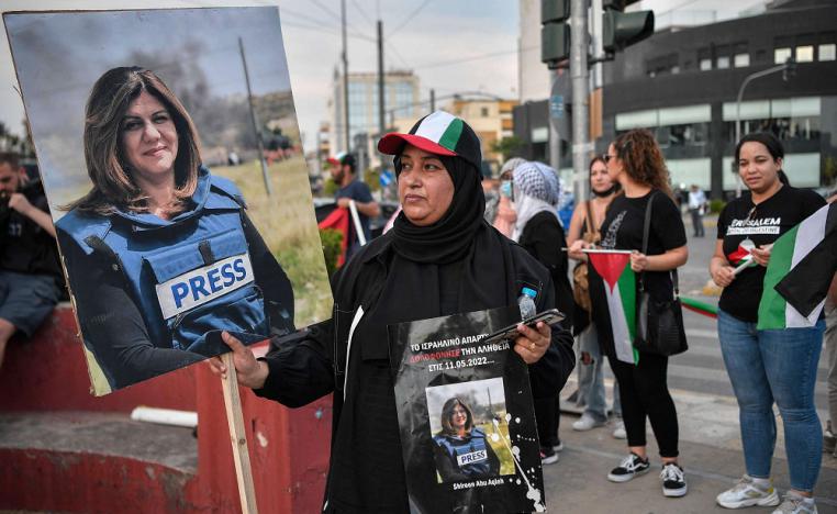 إسرائيل تتحدث عن احتمال كبير أن يكون أحد جنودها قتل بـ"الخطأ" شيرين ابوعاقلة 