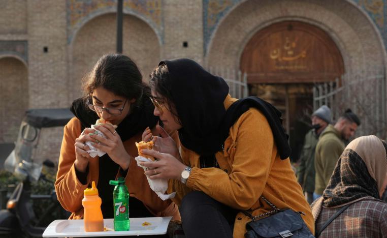  نظرة دونية للمرأة في إيران 