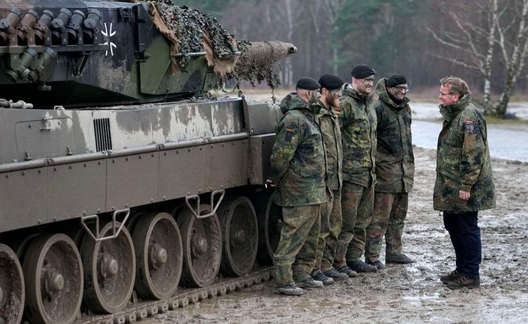 ألمانيا تتعهد بتأهيل جيشها قبل نهاية العقد الحالي