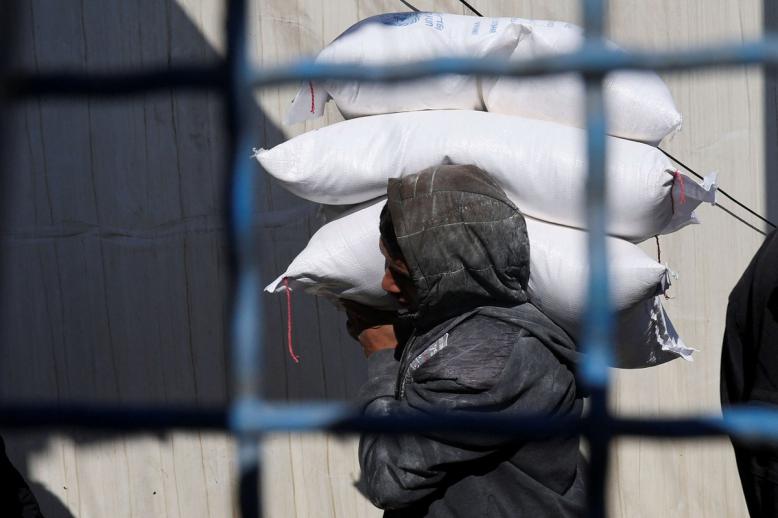 الأونروا تسابق الزمن للحيلولة دون انتشار المجاعة في غزة 