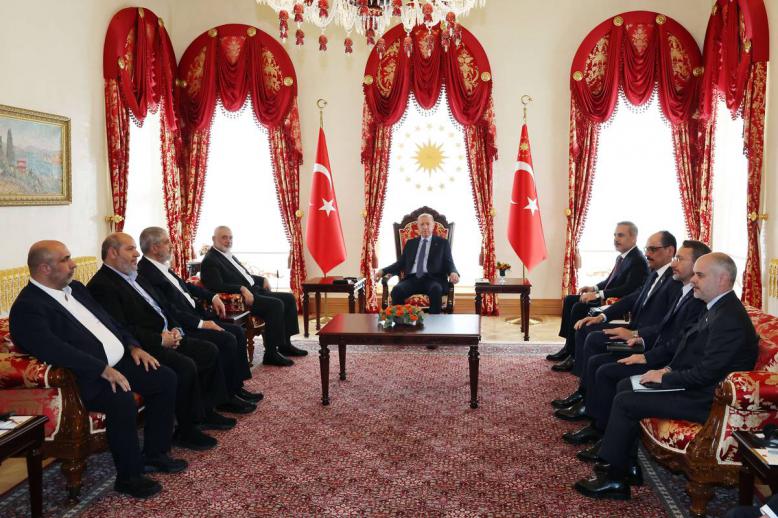 الرئيس التركي رجب طيب أردوغان يستقبل رئيس حماس إسماعيل هنية