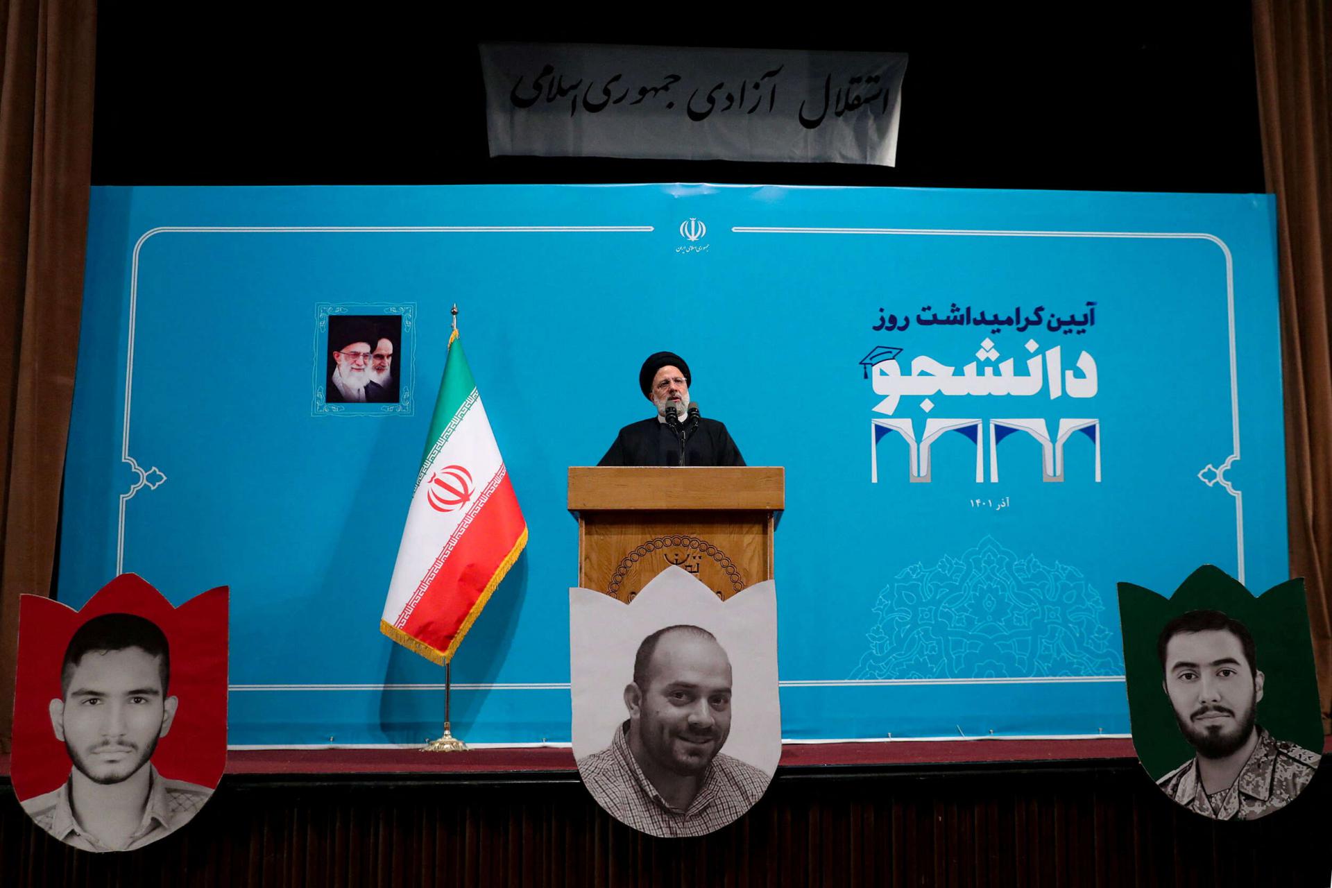 الرئيس الإيراني يتعهد بمواصلة حملة القمع رغم الانتقادات الدولية