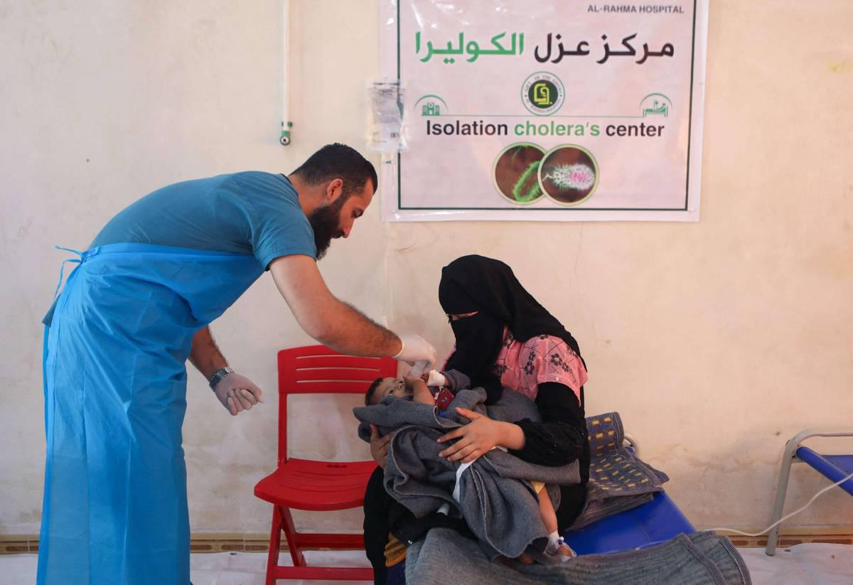 مركز طبي لعلاج الكوليرا بالقرب من ادلب