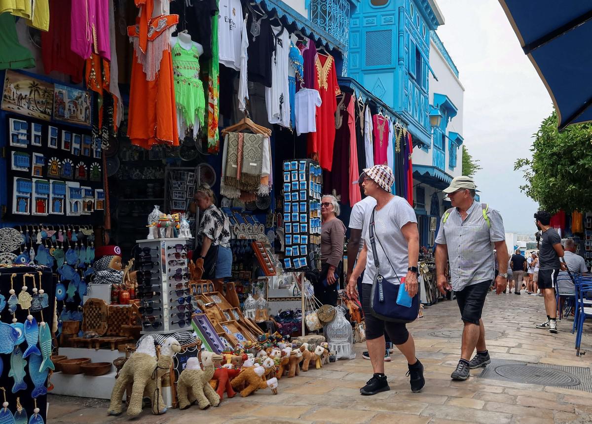 قطاع السياحة زاد من مخزون تونس من العملة الصعبة