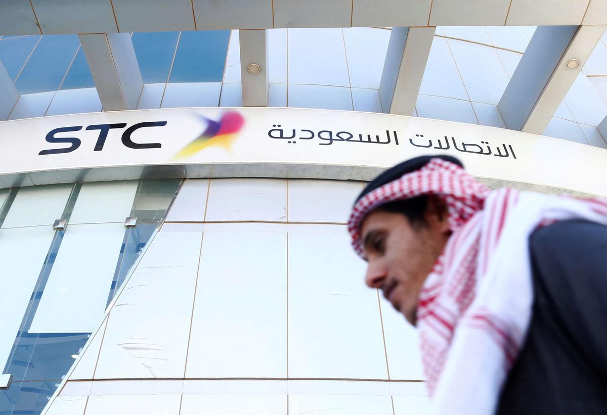 شركة الاتصالات السعودية توسّع استثماراتها  