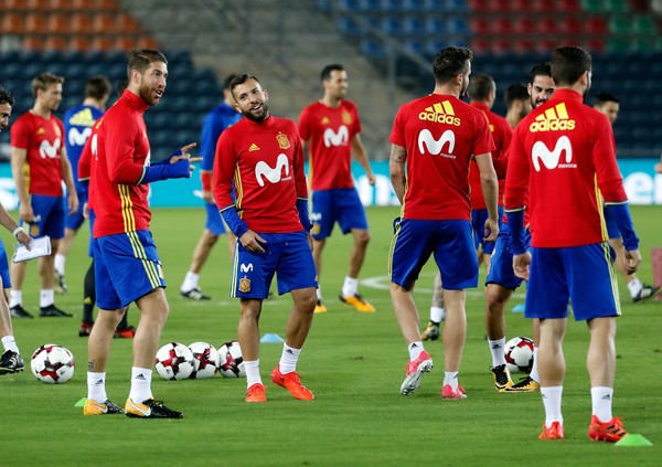 المنتخب الاسباني خلال تدريباته قبل نهائيات كأس العالم