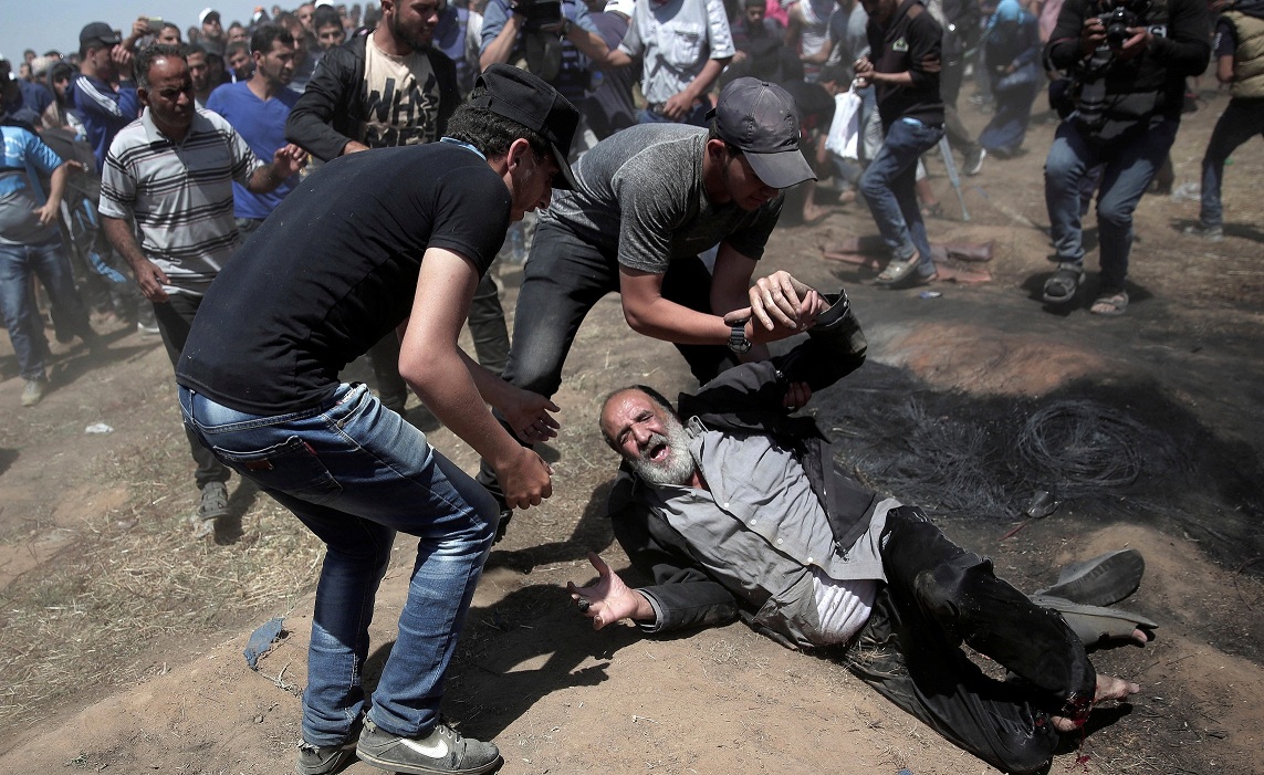 الجيش الاسرائيلي قتل واصاب مئات الفلسطينيين في مسيرة العودة