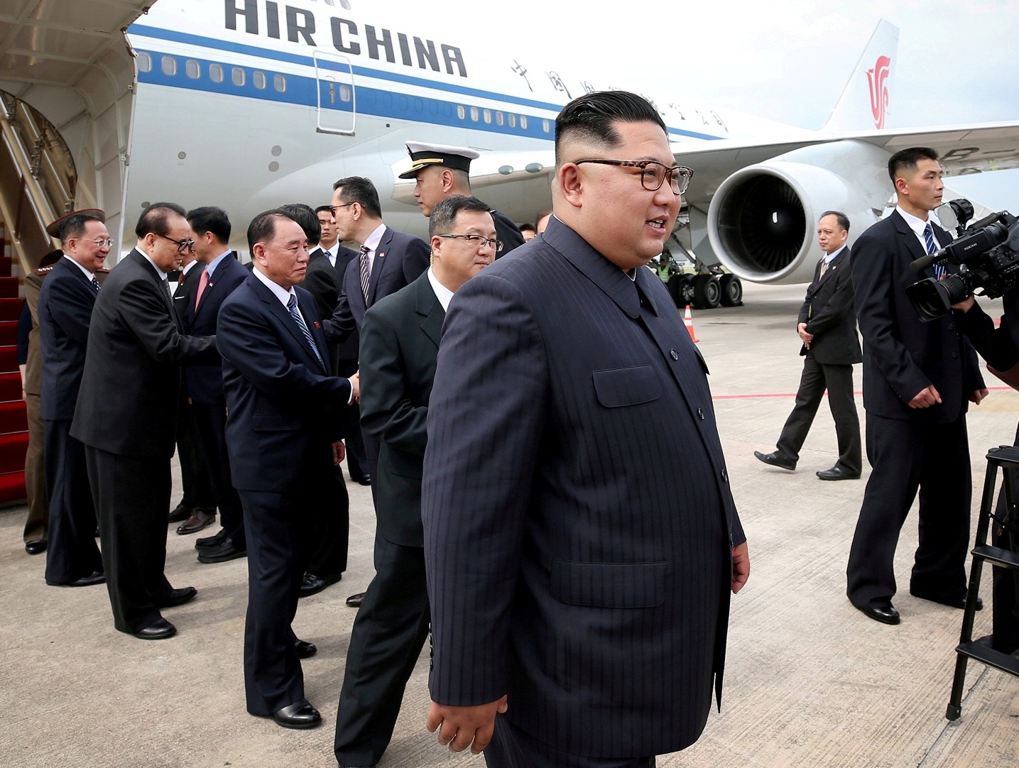 زعيم كوريا الشمالية لدى وصوله الى سنغافورة