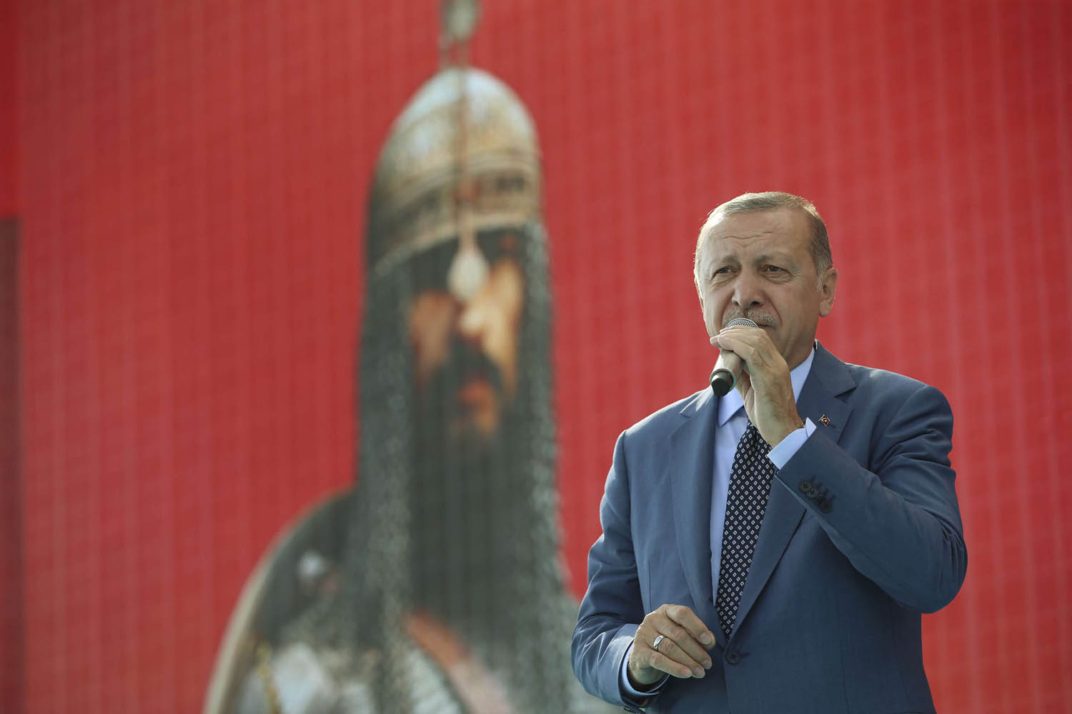 أردوغان يتحدث إلى مناصريه في ذكرى معركة لأحد سلاطين السلاجقة