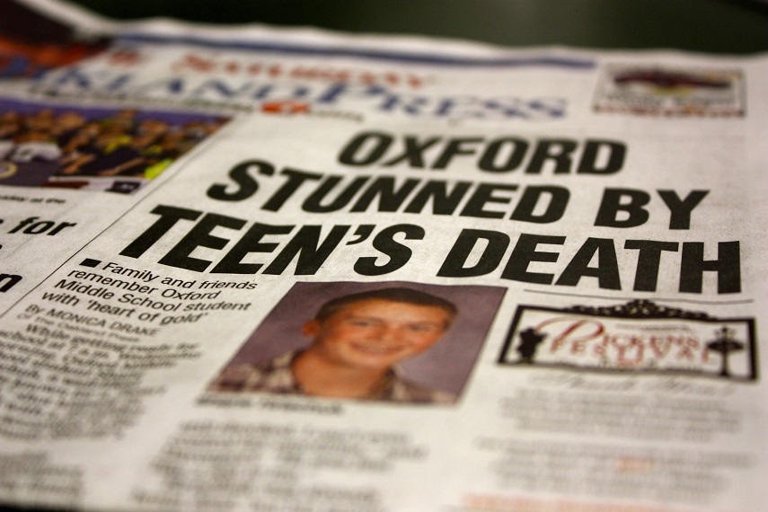 تغطية لحادثة انتحار في صحيفة