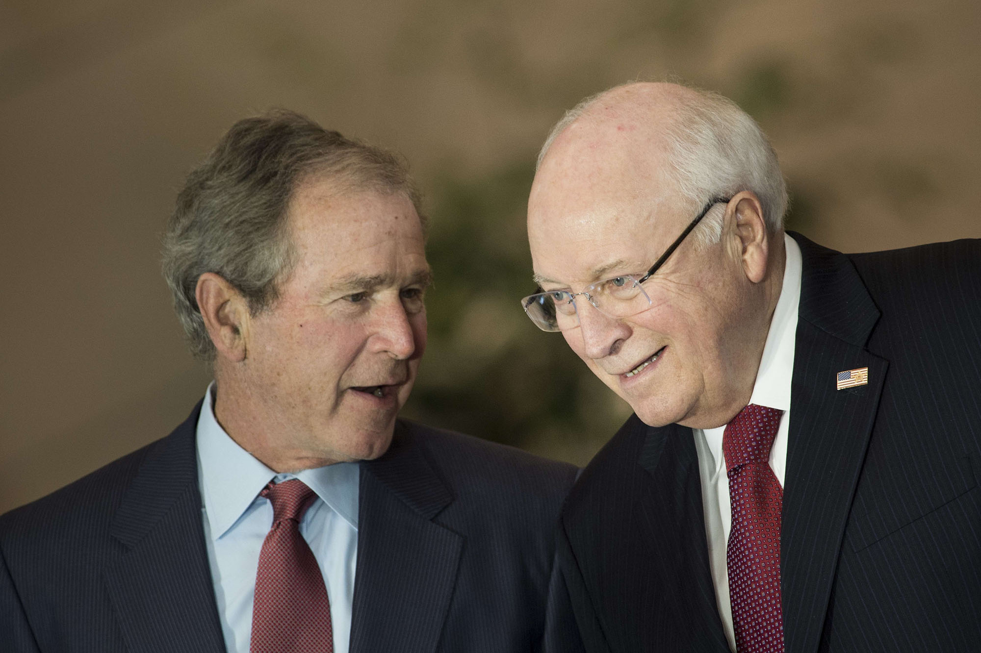 بوش وتشيني قدّما مثالا مدمرا على الجهل الأميركي بالعراق
