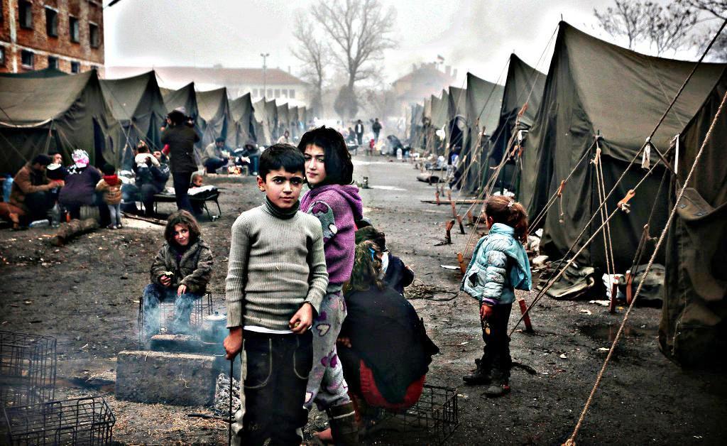اللاجؤون السوريون