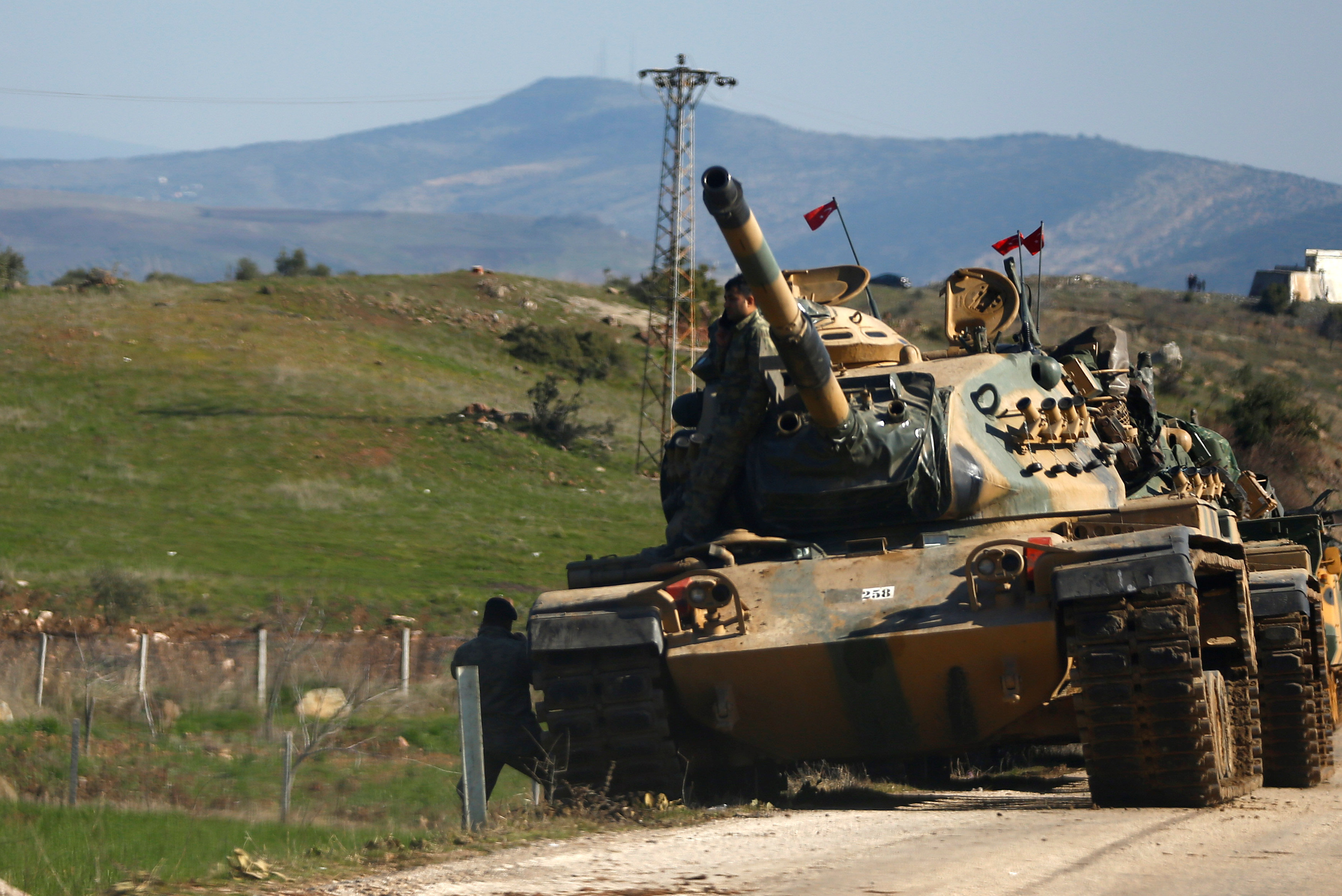 القوات التركية بسوريا