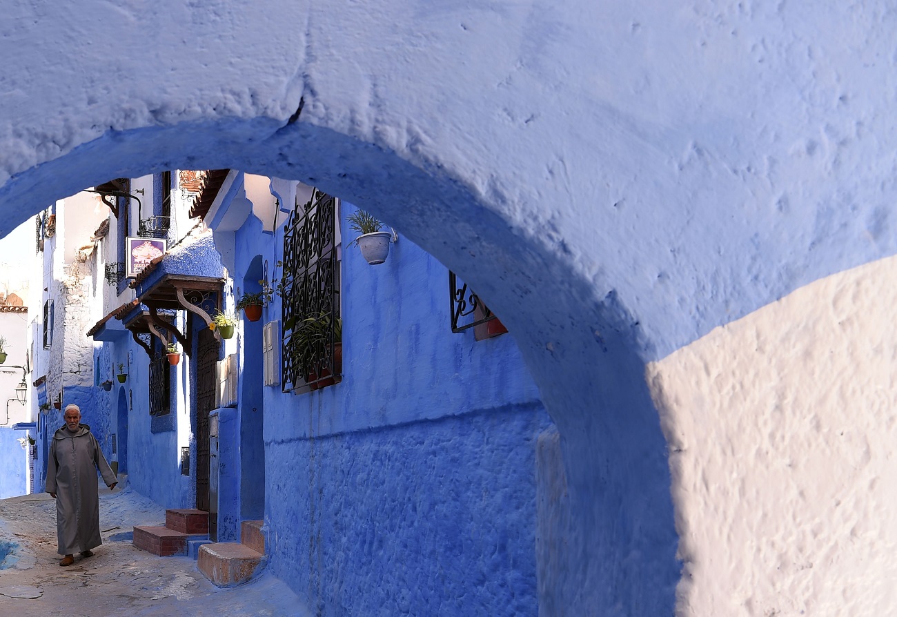 أزرق شفشاون المغرب يبهر سياح العالم