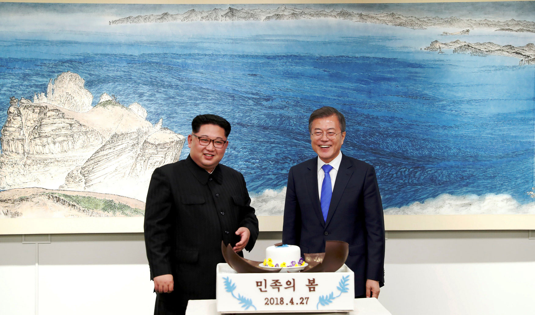 قمة ثالثة تجمع زعيمي الكوريتين تمهد لتحويل اتافق الهدنة إلى اتافق سلام دائم