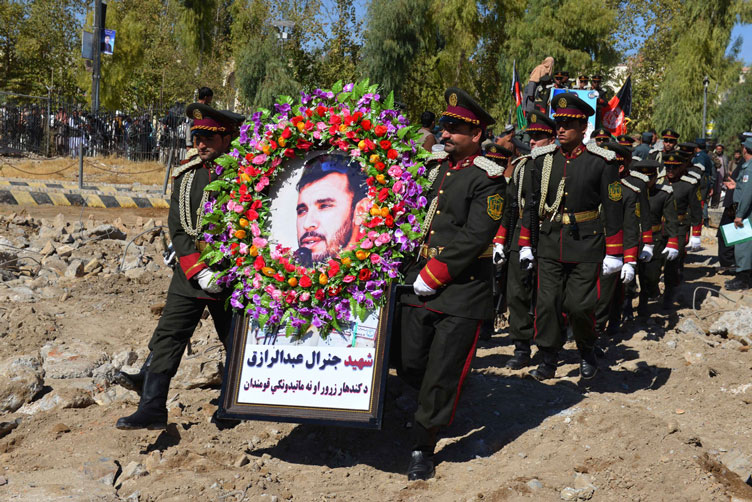 الجنرال عفيف عبدالرازق كان القائد الأكثر كفاءة في مواجهة طالبان
