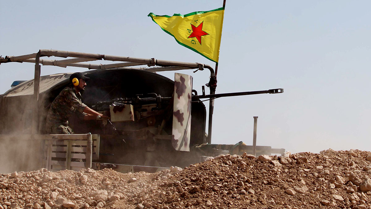 قوات سوريا الديمقراطية تعلق عملياتها مؤقتا ضد داعش بسبب التصعيد التركي