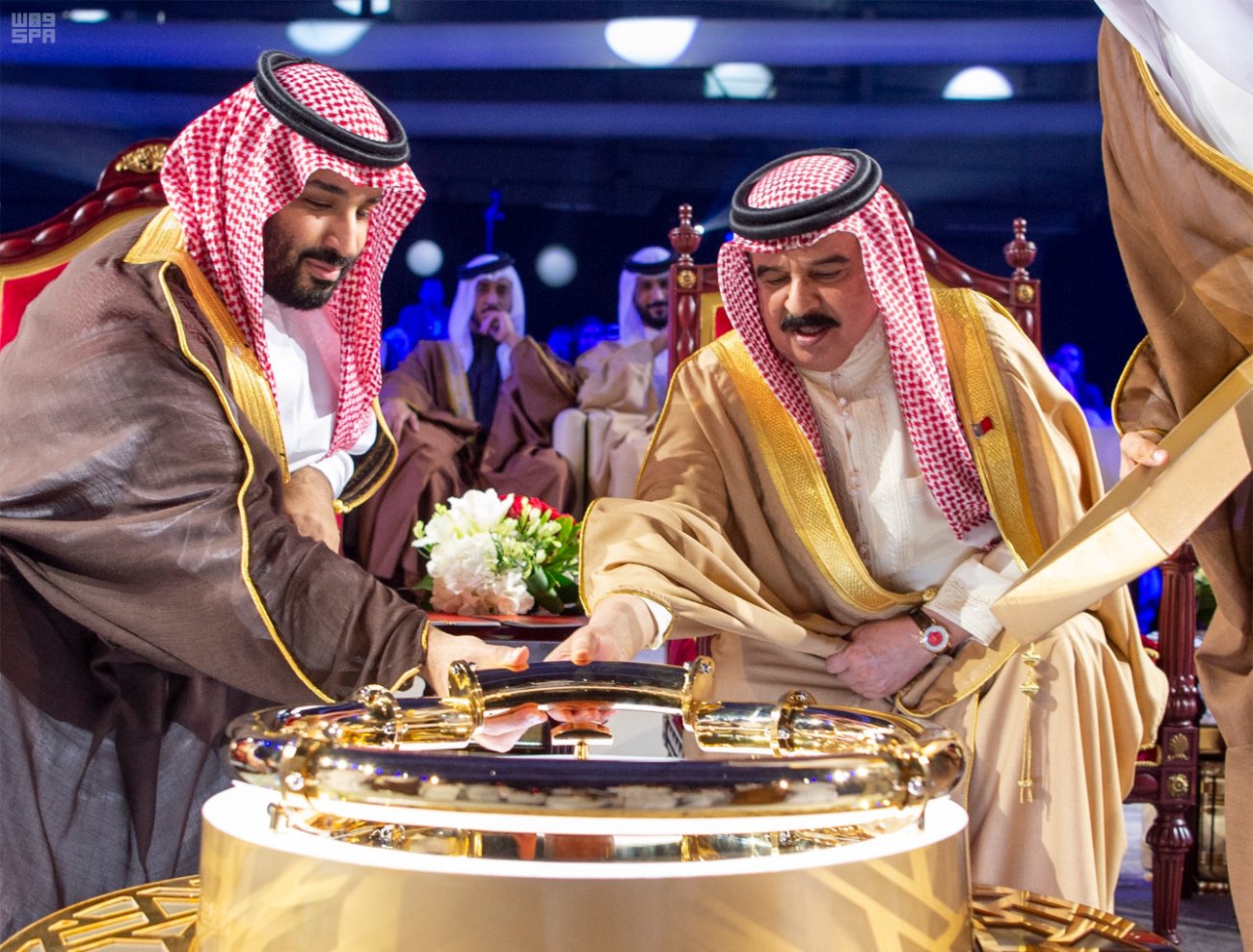 ولي العهد السعودي الأمير محمد بن سلمان والعاهل البحريني الملك حمد بن عيسى 