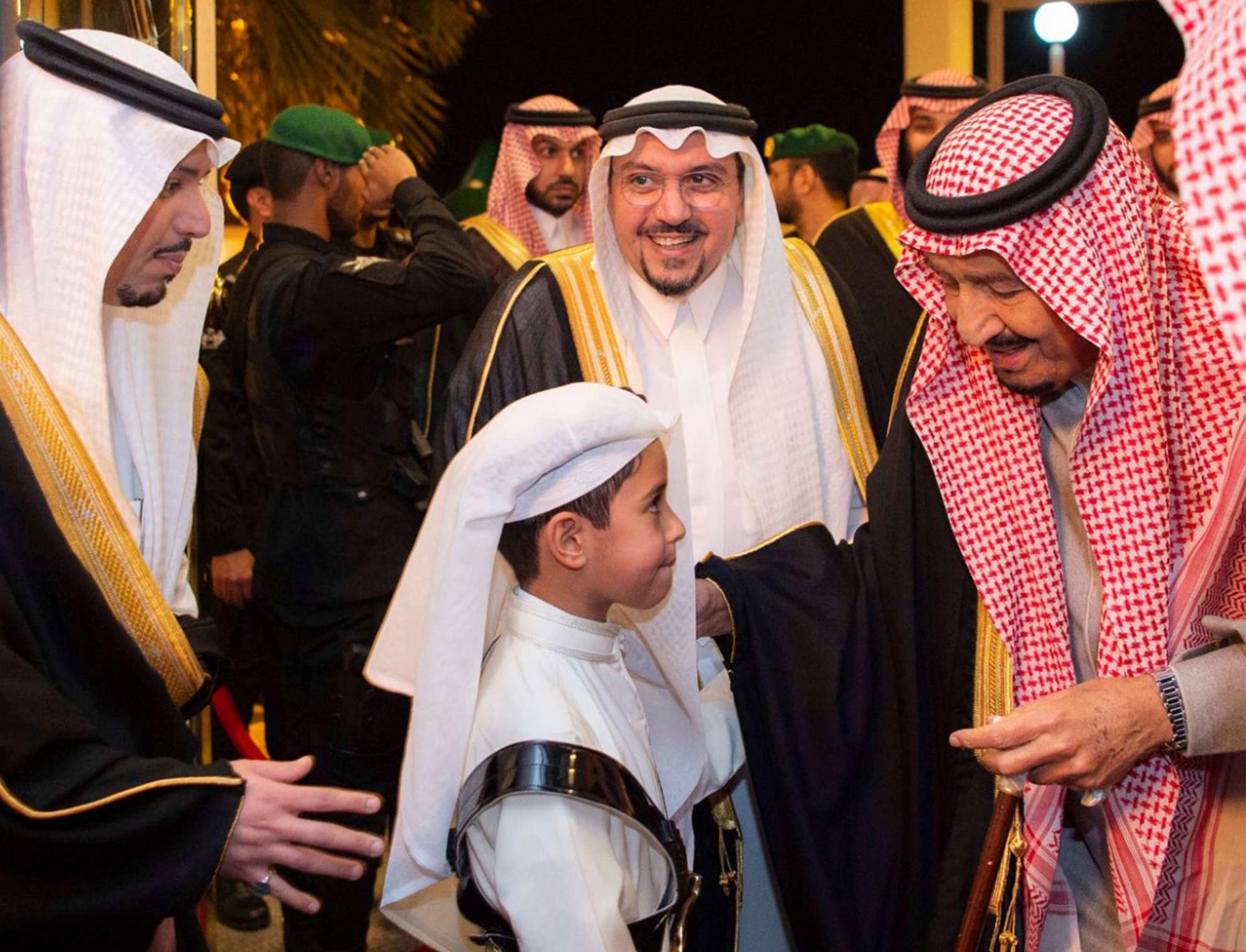 العاهل السعودي الملك سلمان بن عبدالعزيز قام مؤخرا بجولات ميدانية في المملكة
