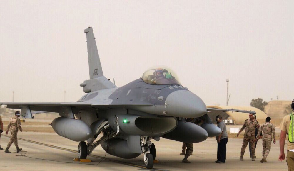 سلاح الجو العراقي نفذّ العديد من الغارات على مواقع الدولة الإسلامية في سوريا