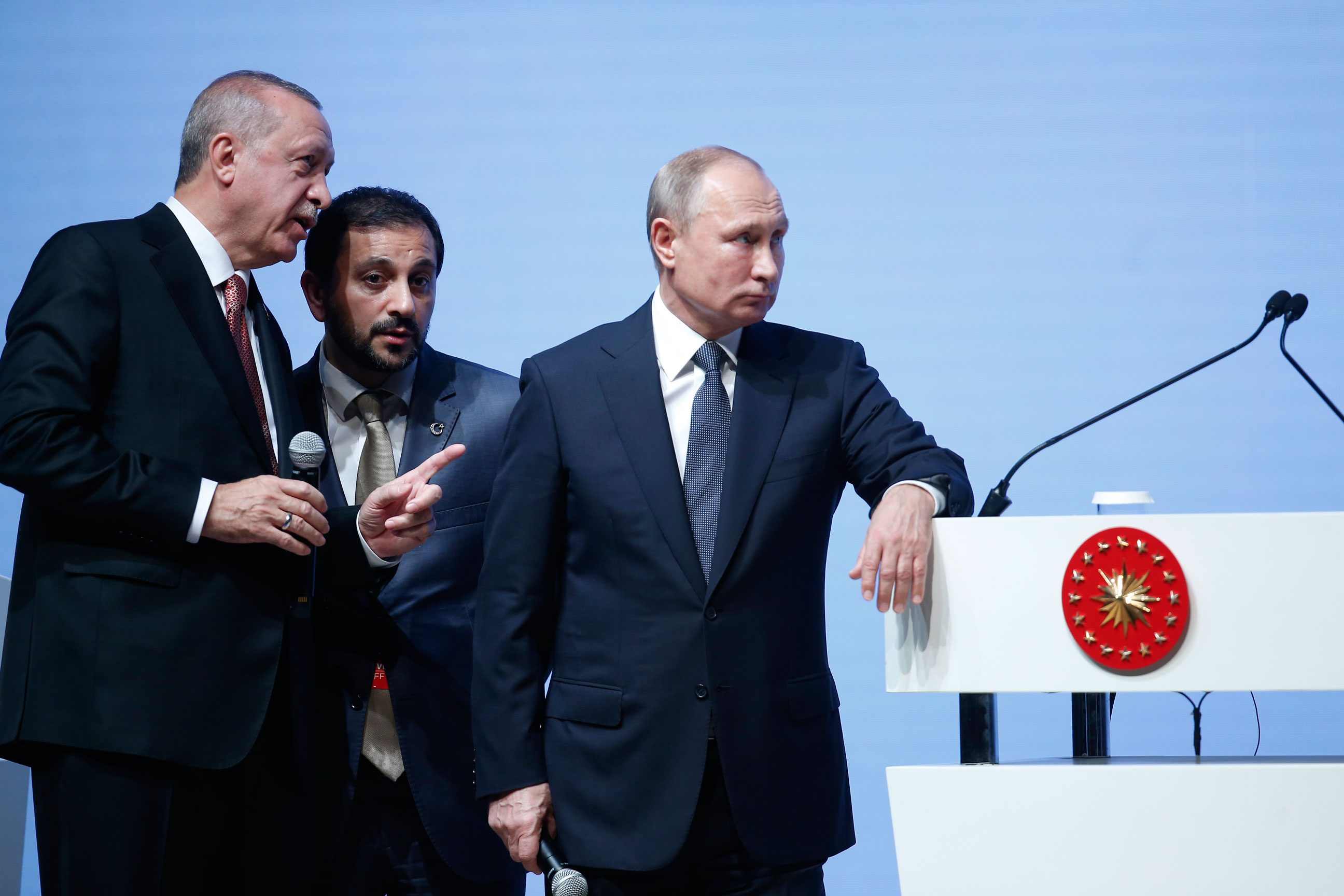 الرئيسان التركي رجب طيب اردوغان والروسي فلاديمير بوتين يحضران حفل تدشين مشروع السيل التركي