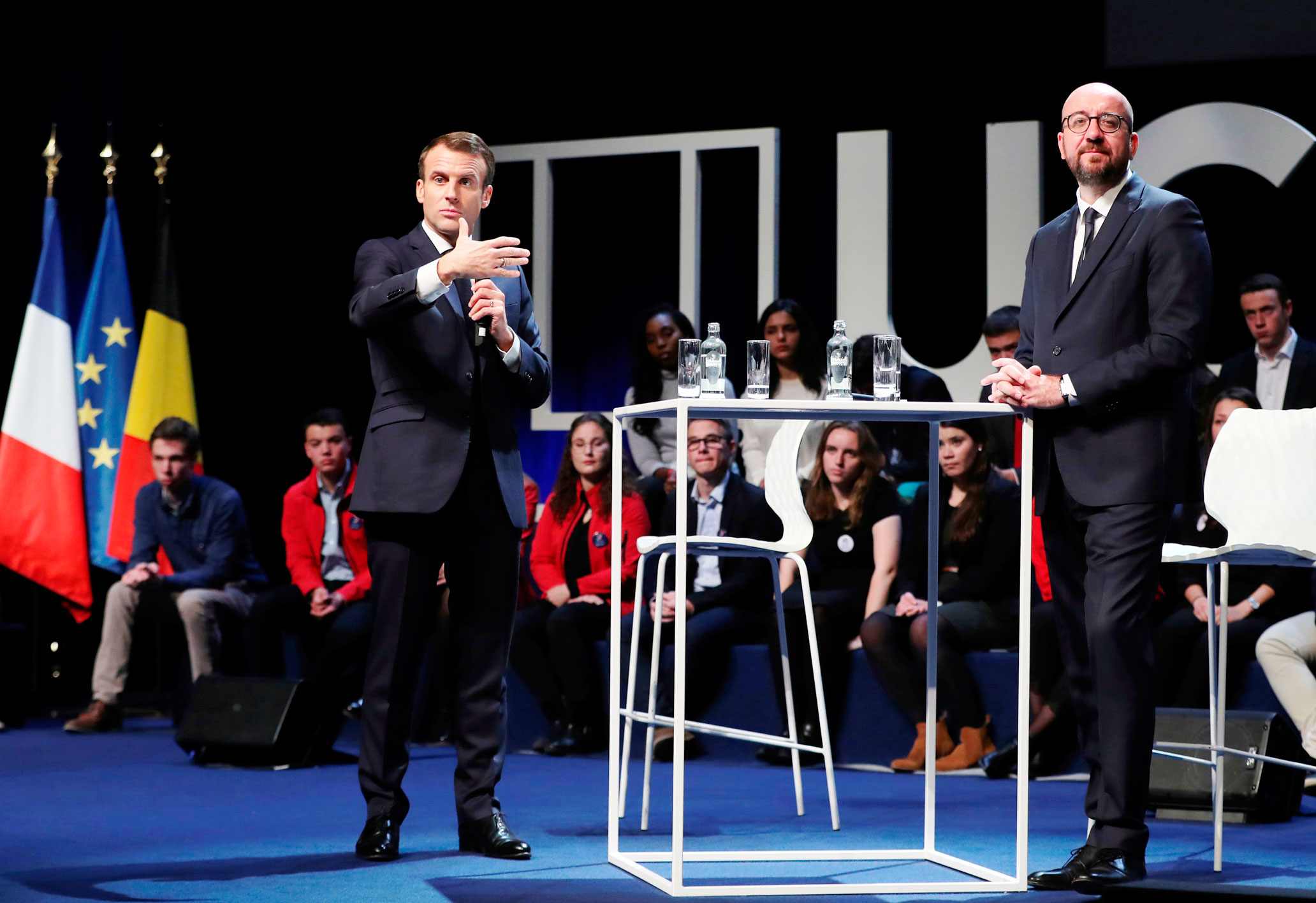 الرئيس الفرنسي امانويل ماكرون مع مع رئيس الوزراء البلجيكي شارل ميشال 