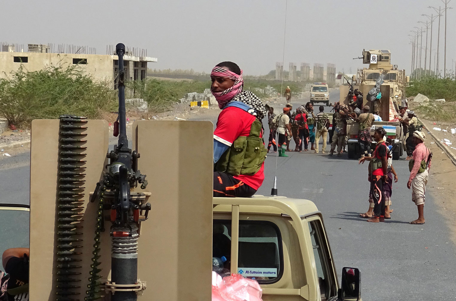 القوات اليمنية تتوغل في الحديدة من جهتي الجنوب والشرق 