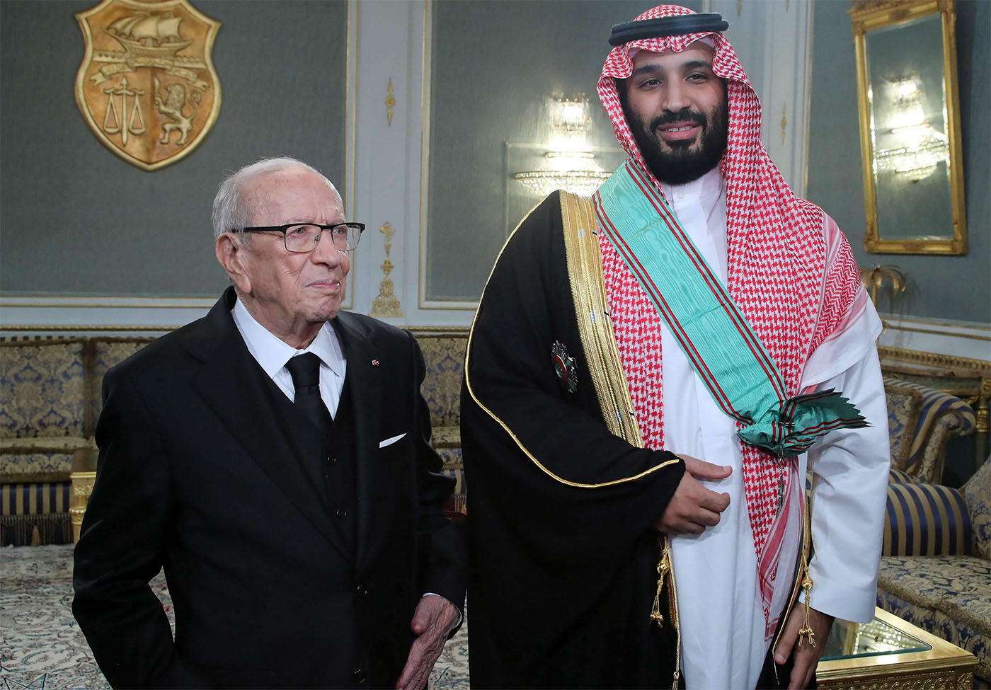 Essebsi awarded Saudi crown prince Tunisia's medal, the highest official award