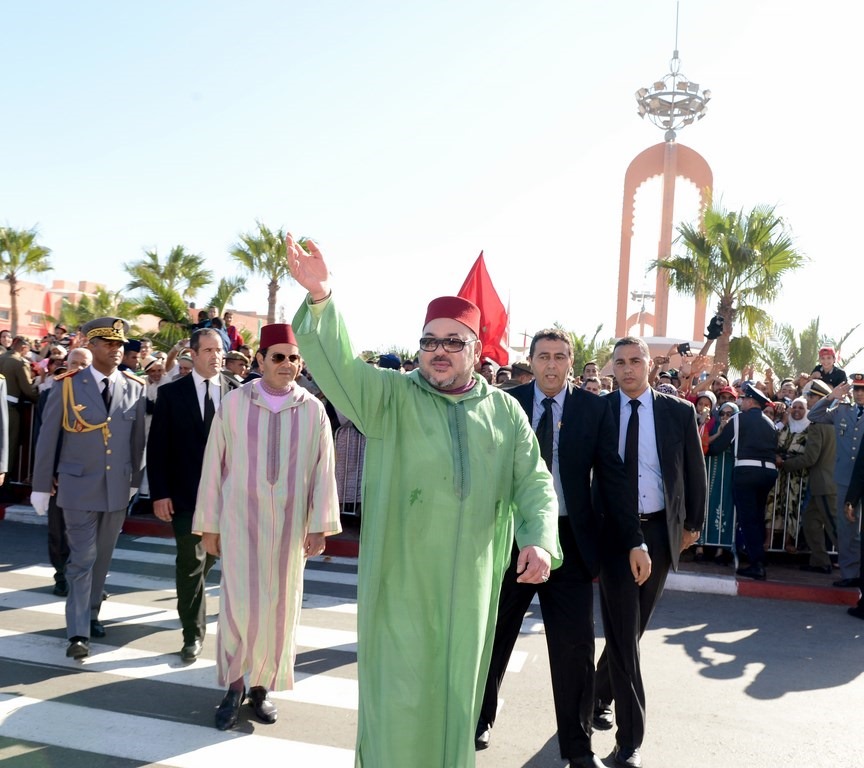 العاهل المغربي الملك محمد السادس يقود جهود تحويل الصحراء إلى نموذج للتنمية الاقليمية