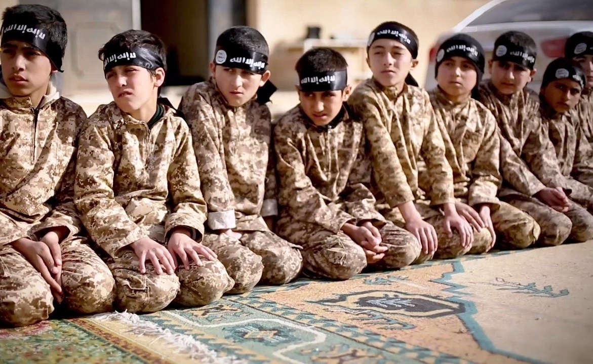 مصير مجهول للعشرات من أبناء مسلحي داعش