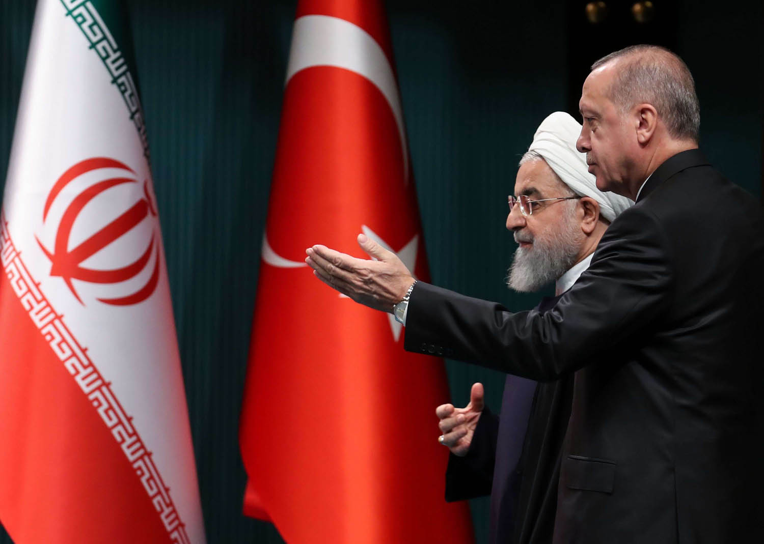 الرئيس التركي رجب طيب أردوغان يستقبل الرئيس الإيراني حسن روحاني