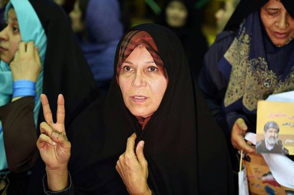 فائزة رفسنجاني برلمانية اصلاحية تحولت إلى أبرز منتقدي النظام
