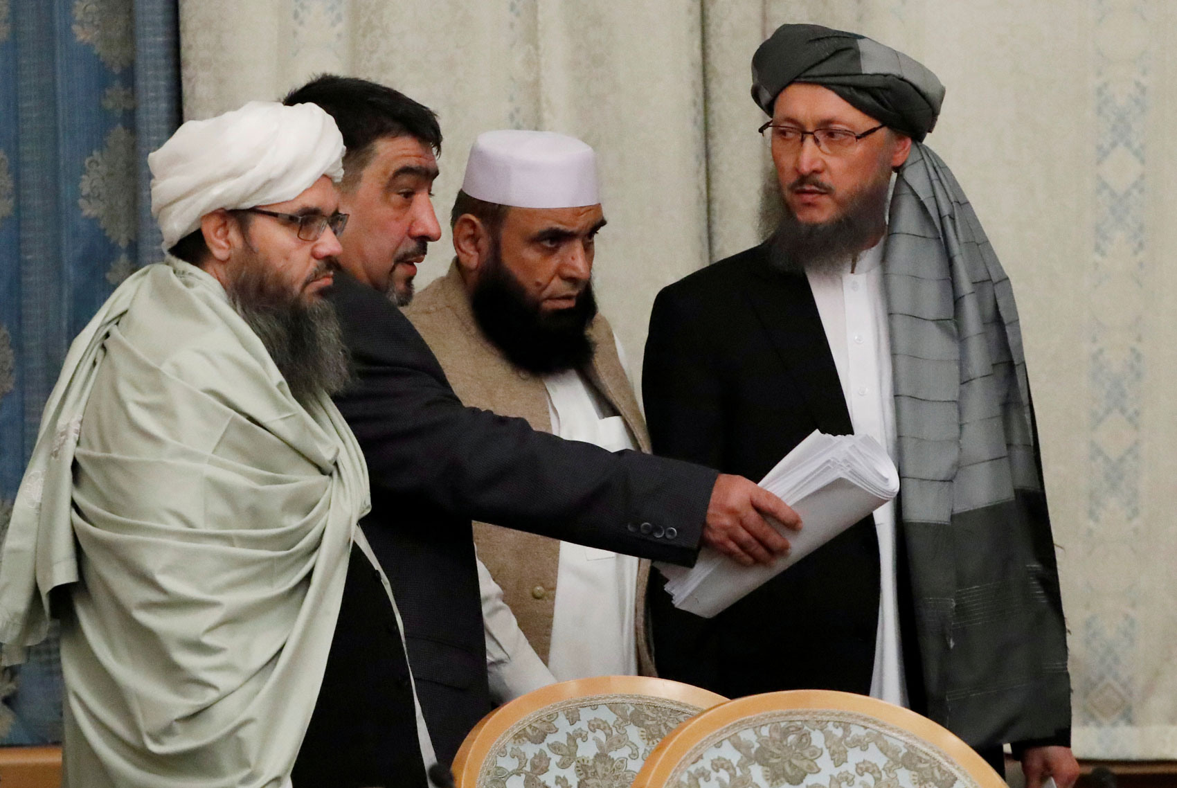 محادثات السلام الأفغانية خطوة نحو انهاء الحرب