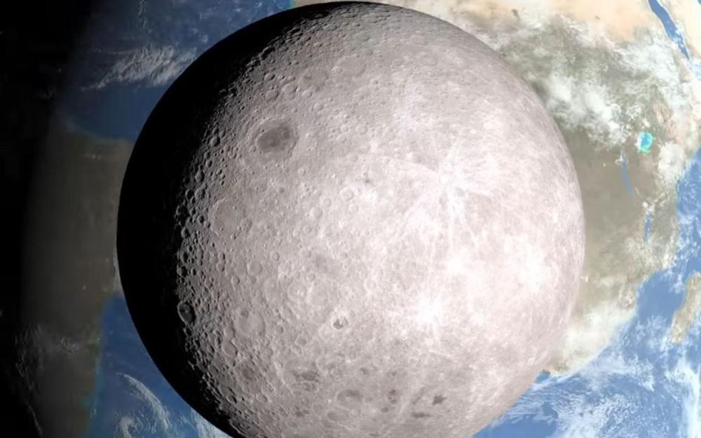 صورة فريدة تجمع الأرض مع الجانب الخفي من القمر