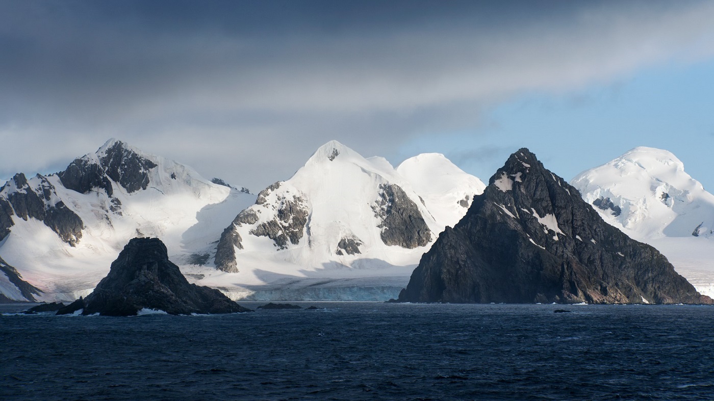 جزيرة الملك جورج في القارة القطبية الجنوبية