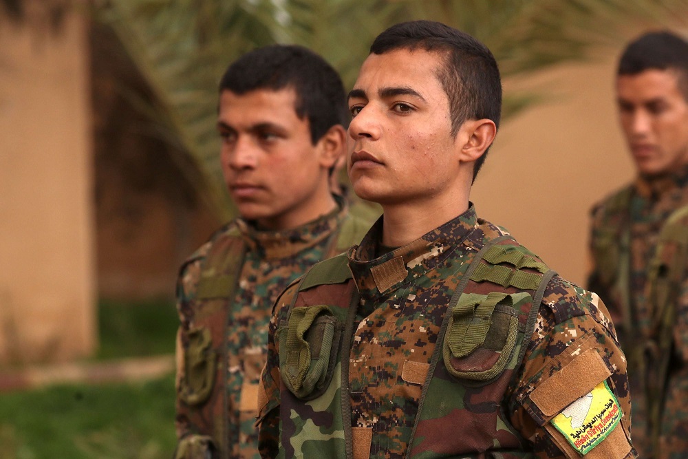 مقاتلون اكراد في سوريا