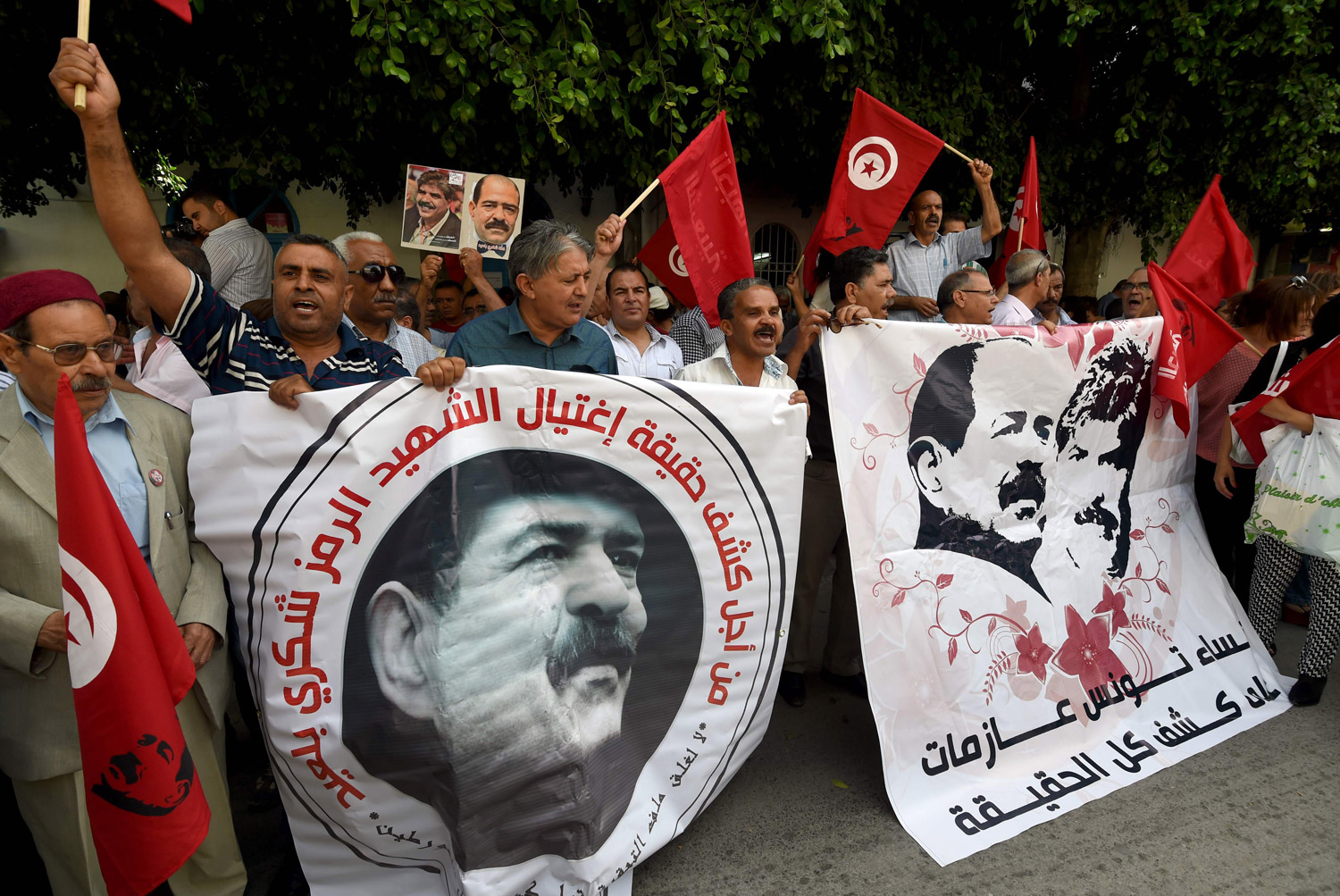 مطالب شعبية في الشارع التونسي للكشف عن قتلة شكري بالعيد ومحمد البراهمي