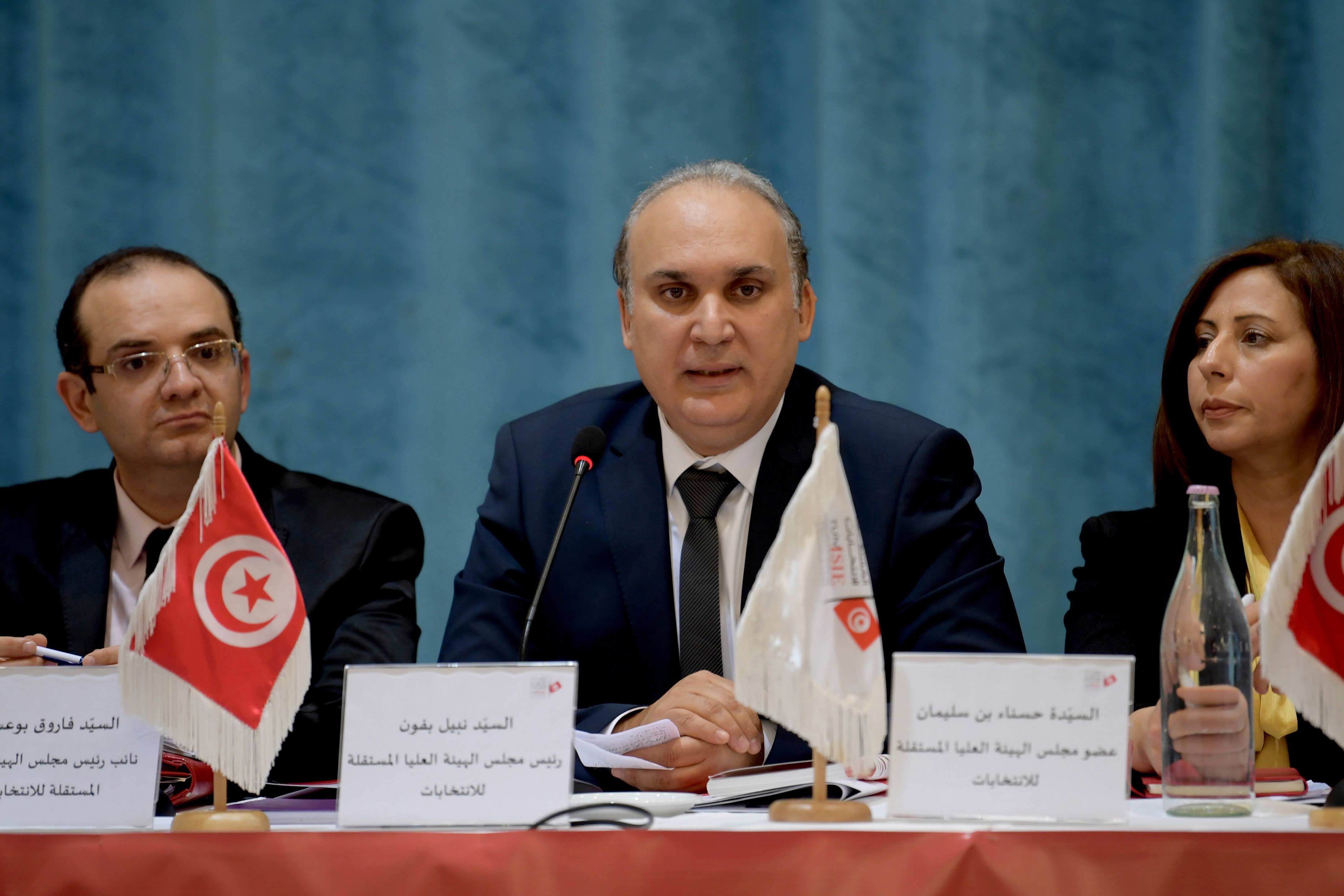 تونس ترسخ ديمقراطيتها وسط صعوبات اقتصادية حساسة