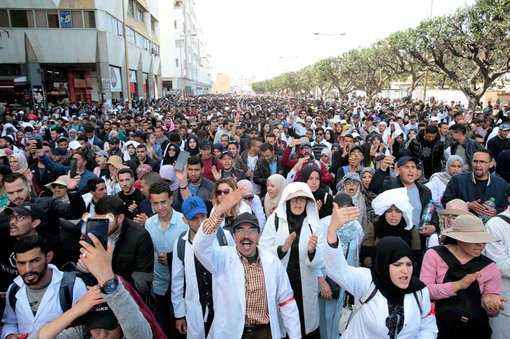 مسيرة الأساتذة المتعاقدون في المغرب
