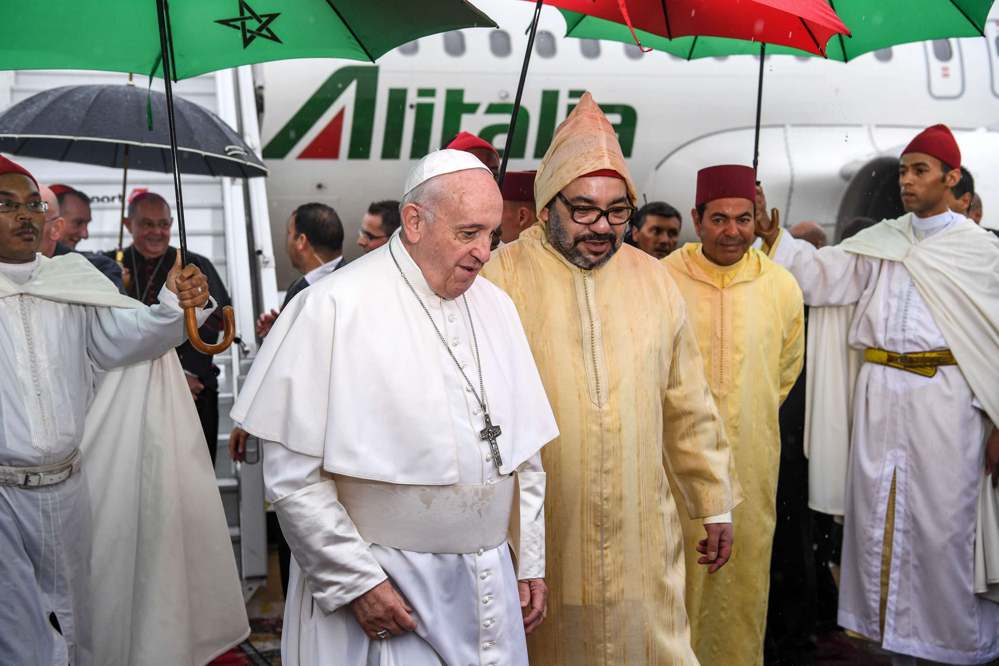 البابا في بلد الاسلام الوسطي المعتدل