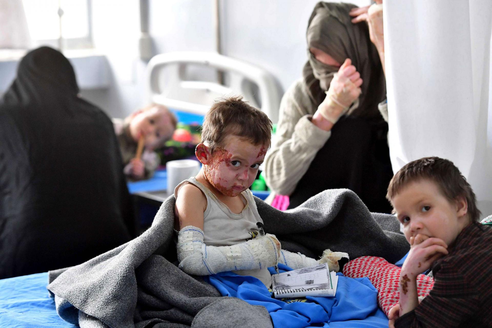 الاطفال الاجانب في المخيمات السورية