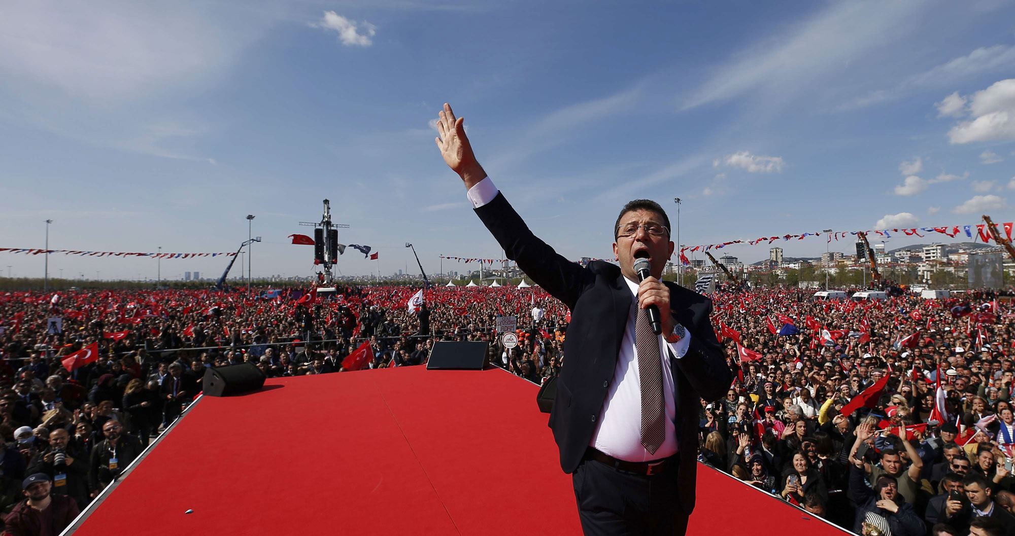 قرار المجلس الأعلى للانتخابات يثبت فوز مرشح المعارضة برئاسة اسطنبول