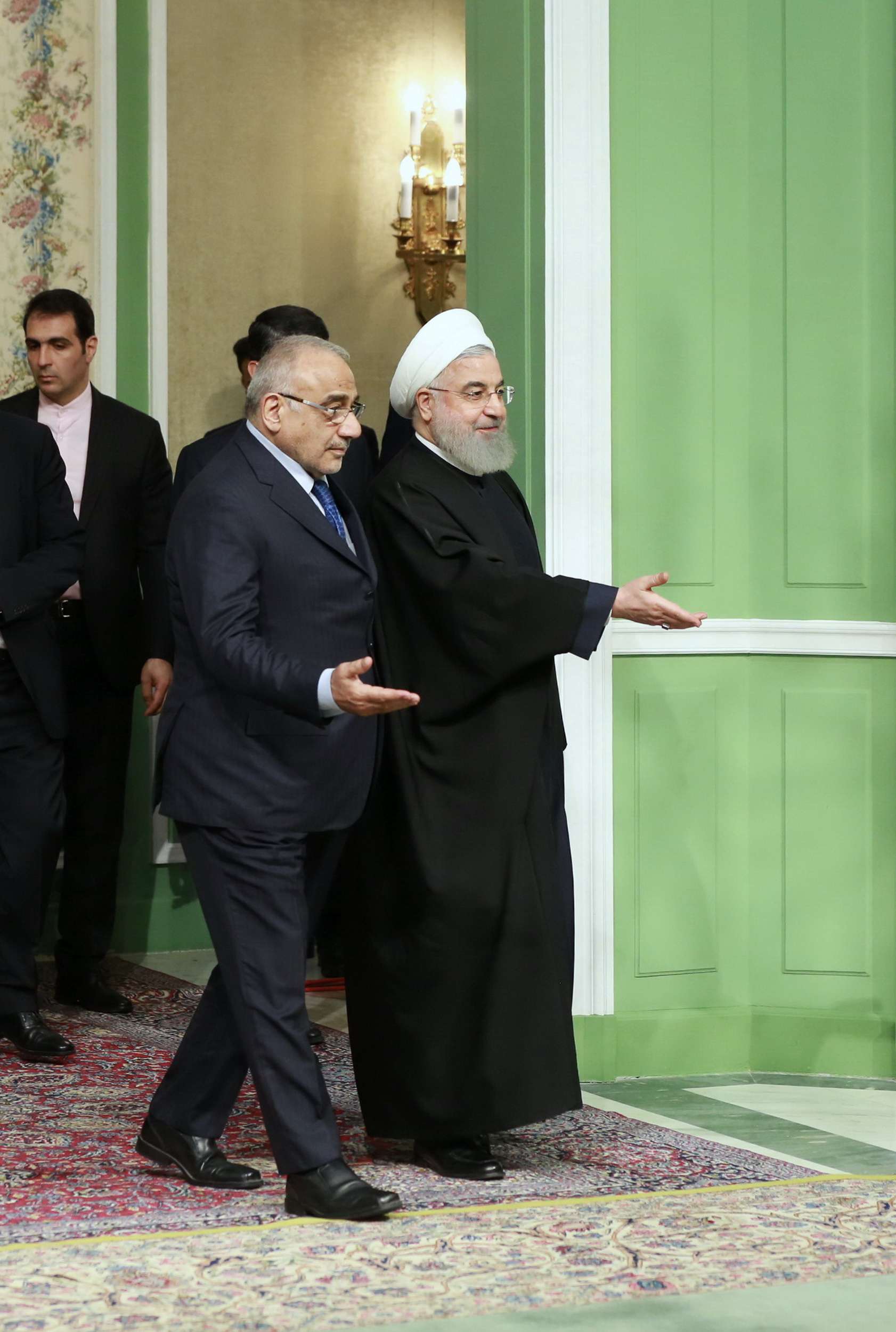 الرئيس الإيراني حسن روحاني ورئيس الوزراء العراقي عبدالمهدي 